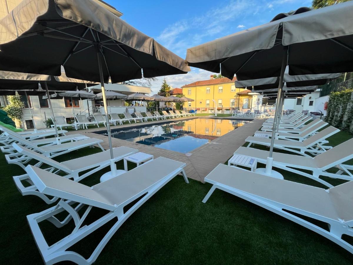 La Fontana Hotel